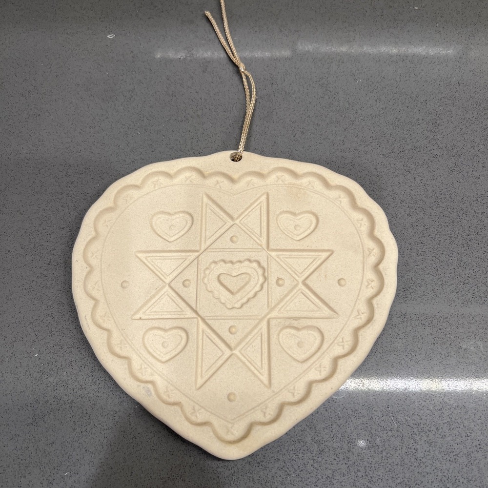 Homespun Heart The Pampered Chef 1993 Vintage Decorative Stoneware Cookie Mold